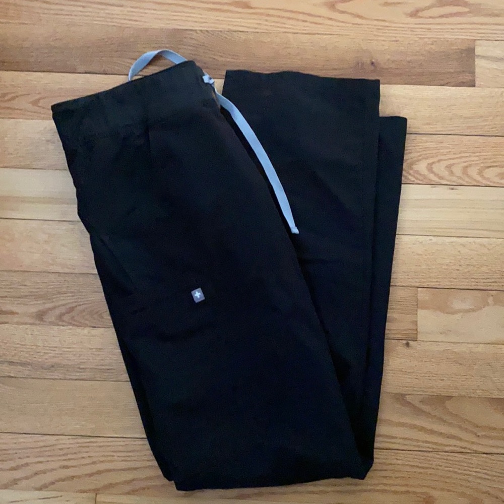 Figs Kade Black XS